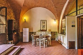 Apartment in Santo Pietro Belvedere With Pool-formerly TUI Ferienhaus