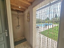 Charming Holiday House With Private Pool, Maillane