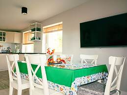 Holiday Home With Private Pool and hot tub