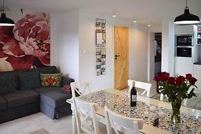 Holiday Home With Private Pool and hot tub