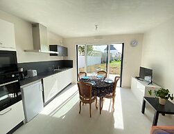 Charming Independent Apartment in Belz