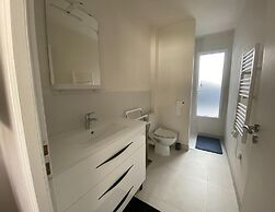 Charming Independent Apartment in Belz