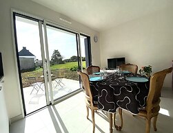 Charming Independent Apartment in Belz
