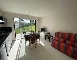 Charming Independent Apartment in Belz
