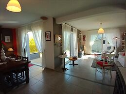 Modern House not far From Mont Saint-michel