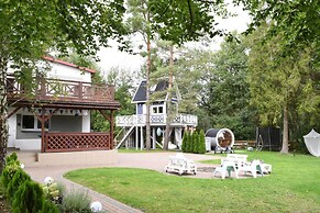 Holiday Home With hot tub and Sauna Directly at the Lake-ex TUI