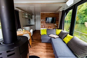 Houseboat on the Dahme