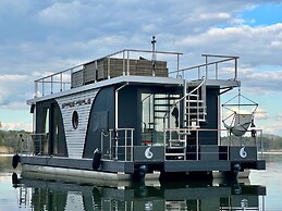 Houseboat on the Dahme