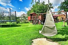 Holiday Home by the Lake, Ostrowiec Slawienski