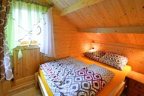 Holiday Home by the Lake, Ostrowiec Slawienski
