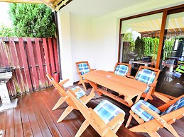 Comfortable Holiday Villa, Private Garden