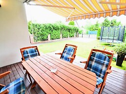Comfortable Holiday Villa, Private Garden