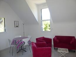 Nice Holiday Appartment With Private Terrace 3
