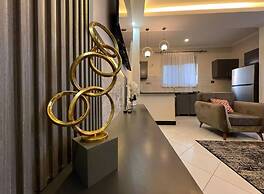 LivLuxe Apartments 7