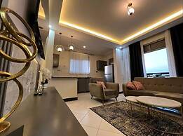 LivLuxe Apartments 7