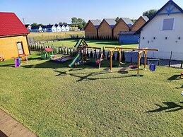 Lush Cottage 600m From the Beach in Niechorze