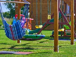 Lush Cottage 600m From the Beach in Niechorze