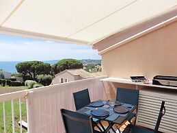 Pleasant Studio With sea View, Sainte-maxime