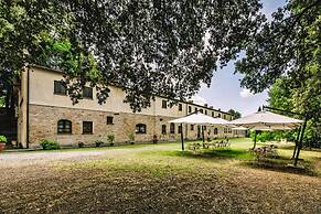Apartment Santo Pietro Belvedere-trilo in Tuscany