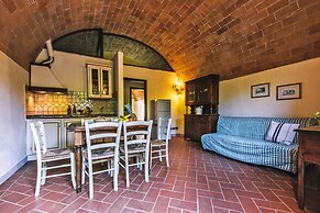 Apartment Santo Pietro Belvedere-trilo in Tuscany