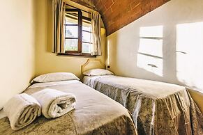 Apartment Santo Pietro Belvedere-trilo in Tuscany