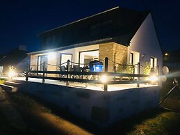 Magnificent Villa by the sea