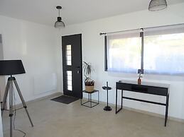 Magnificent Villa by the sea