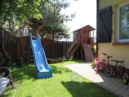 Apartment on 1st Floor in Rowy