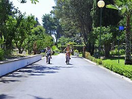 Apartment in Baia Domzia Near the sea