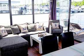 Hausboot in Boltenhagen