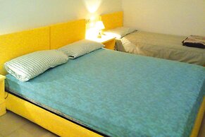 Apartment in Porto Pollo With Garden