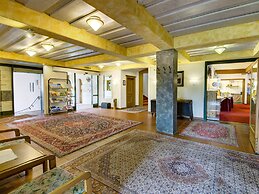 Apartment in Lienz With a Balcony