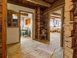 Apartment in Lienz With a Balcony
