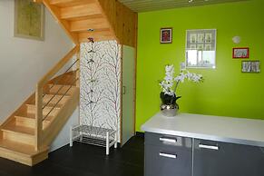 Sea-view Holiday Home With Terrace, Plougasnou
