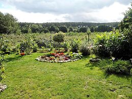 House by the Lake in Wiselka