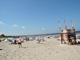 Apartment for 4 People in Swinoujscie, 300m to the Beach