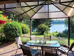 Holiday Home Right on the Lake, Florczaki