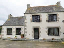 House in Brittany Near Sandy Beaches