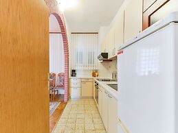 Apartments in House Liveric, in Vir at the Beach