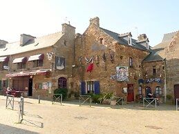 Holiday Home in Lampaul Plouarzel
