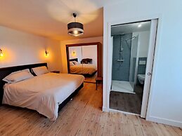 In top Location With Beautiful sea View