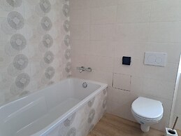 In top Location With Beautiful sea View