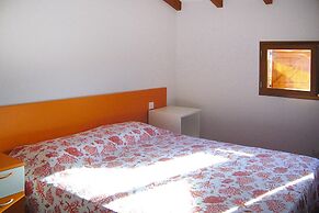 Residence Marina di Pinarello With Four Rooms