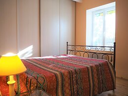 Holiday Home With Terrace in Villemagne