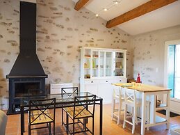 Holiday Home With Terrace in Villemagne