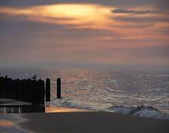 Beautiful Holiday Home, 2 Bedrooms, Mielenko