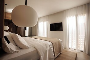 Laguna Coast Resort, Small Luxury Hotels of the World