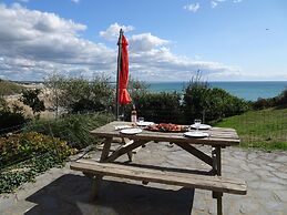 Charming old Villa With Splendid sea View, Barneville-carteret