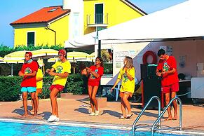 Nice Apartment in Loano With Shared Pool