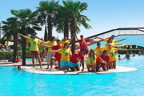 Nice Apartment in Loano With Shared Pool